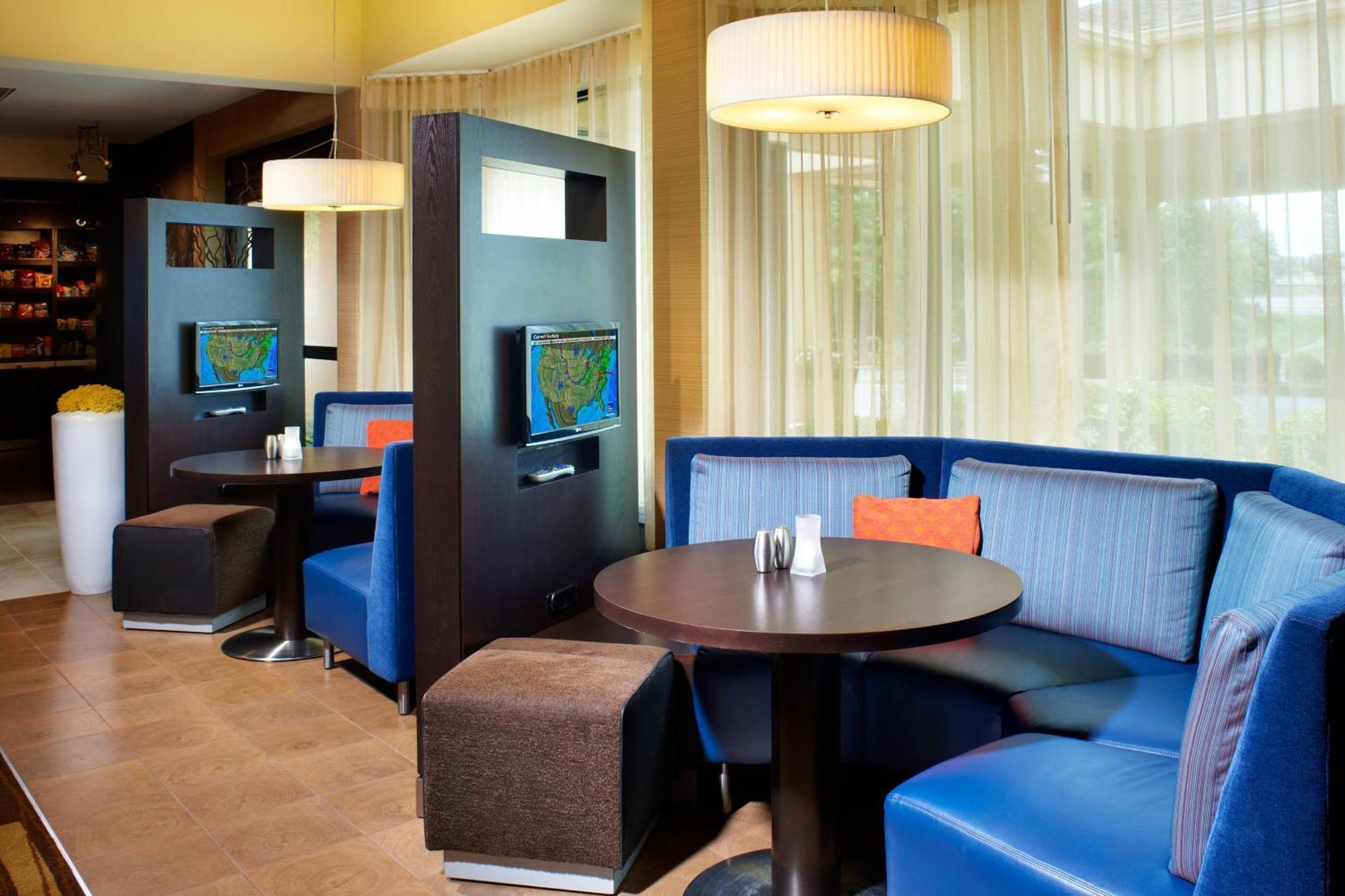 Courtyard By Marriott Lexington North Hotel Étterem fotó